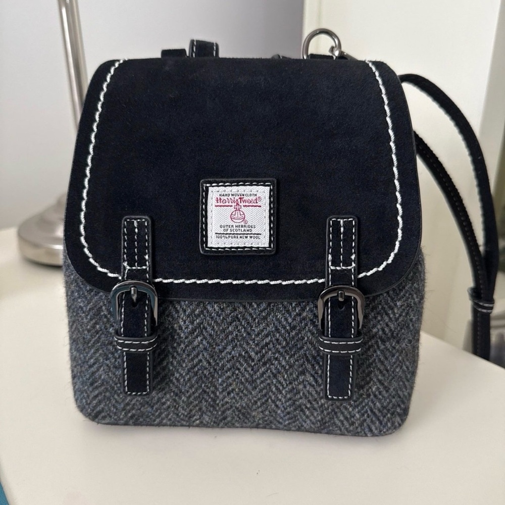 Islander Black and Gray Backpack